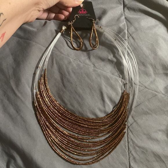 Paparazzi jewelry Necklace and Earrings - Picture 1 of 5